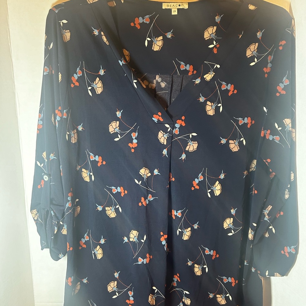 Beacon Womens 2X Navy Peasant Floral Tunic Top